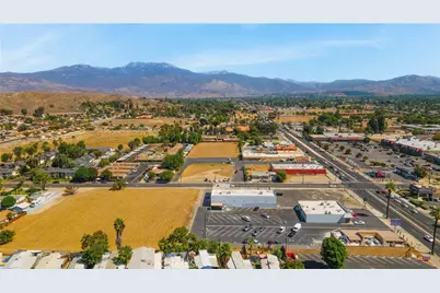 125 N Yale, Hemet, CA 92544 - Photo 7
