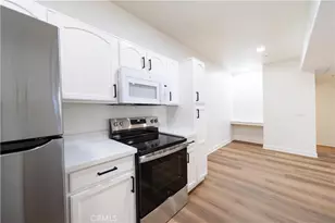 41410 Juniper St, Murrieta, CA 92562 - Photo 29