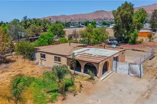 7081 Valley Way, Jurupa Valley, CA 92509 - Photo 9