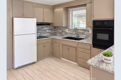 690 Santa Clara, Hemet, CA 92543 - Photo 5