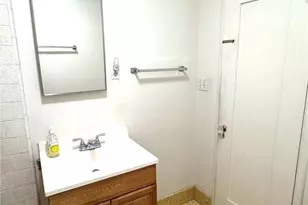 399 Amalia, East Los Angeles, CA 90022 - Photo 15
