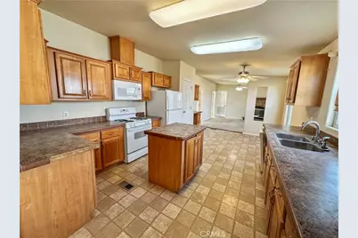 2450 E Hobsonway #57, Blythe, CA 92225 - Photo 3