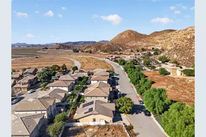 868 White Pepper, Hemet, CA 92545 - Photo 47