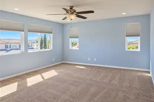 35154 Heritage Pointe Dr, Murrieta, CA 92563 - Photo 11