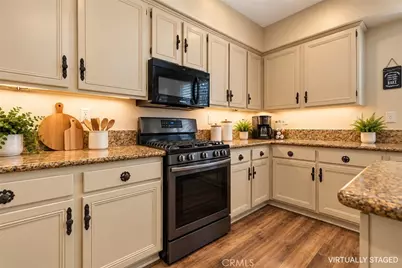31407 Britton, Temecula, CA 92591 - Photo 9