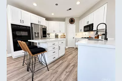 31902 Cedarhill, Lake Elsinore, CA 92532 - Photo 17