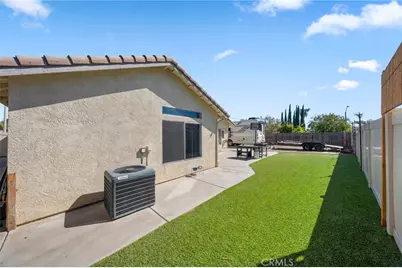 24323 Kentucky Derby Way, Murrieta, CA 92562 - Photo 21