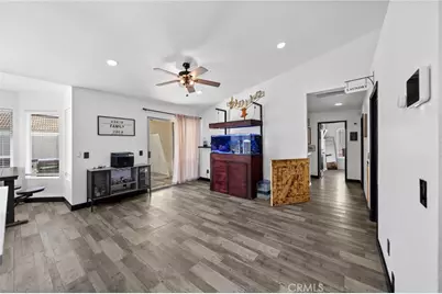 24323 Kentucky Derby Way, Murrieta, CA 92562 - Photo 11