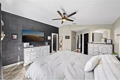 24323 Kentucky Derby Way, Murrieta, CA 92562 - Photo 13