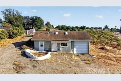 2864 Live Oak Park, Fallbrook, CA 92028 - Photo 3