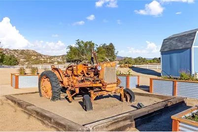37098 Yuma, Temecula, CA 92592 - Photo 9