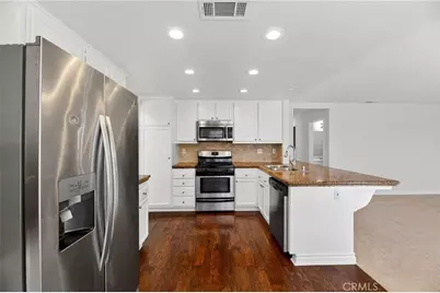24471 Saradella Court, Murrieta, CA 92562 - Photo 7