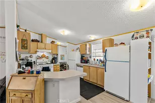 913 S Grand Ave, San Jacinto, CA 92582 - Photo 11