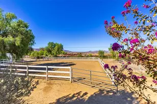 40542 Quiet Hills, Hemet, CA 92544 - Photo 37