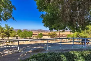 40542 Quiet Hills, Hemet, CA 92544 - Photo 43