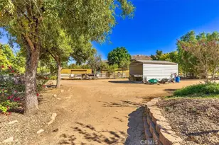 40542 Quiet Hills, Hemet, CA 92544 - Photo 39