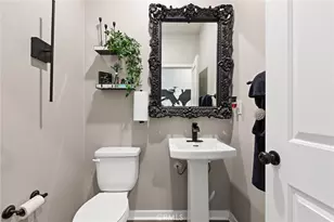 34510 Coconut Cir, Winchester, CA 92596 - Photo 25