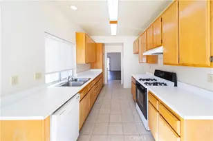 25640 Union Hill, Sun City, CA 92586 - Photo 11