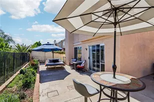 37394 Cole Creek Ct, Murrieta, CA 92562 - Photo 3