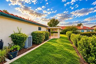 1060 Clubhouse, Hemet, CA 92545 - Photo 17