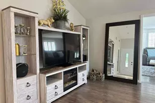 3653 Briarvale St, Corona, CA 92879 - Photo 13