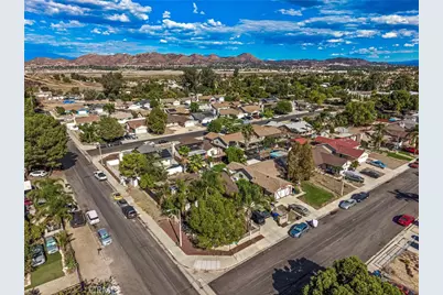 18978 Janisse, Lake Elsinore, CA 92530 - Photo 37