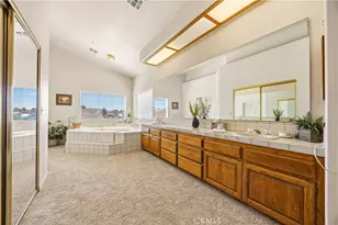 13720 White Sail, Victorville, CA 92395 - Photo 17