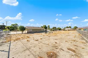1330 Eaton, Hemet, CA 92543 - Photo 41