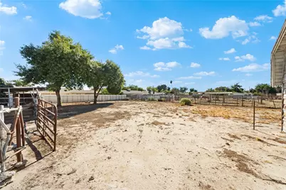 1330 Eaton, Hemet, CA 92543 - Photo 39
