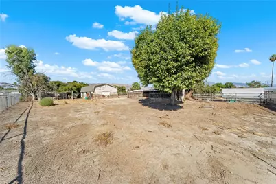 1330 Eaton, Hemet, CA 92543 - Photo 35