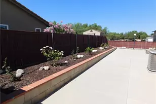 36975 Red Oak, Winchester, CA 92596 - Photo 9