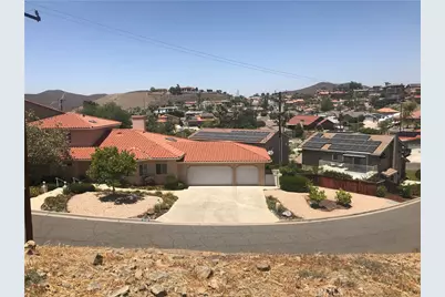 22747 Inspiration Point, Canyon Lake, CA 92587 - Photo 7
