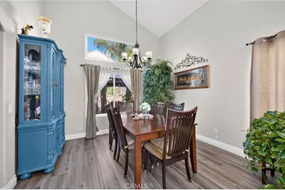 25214 Corte Oranada, Murrieta, CA 92563 - Photo 5