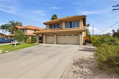 30371 Falcon Point Ct, Murrieta, CA 92563 - Photo 3