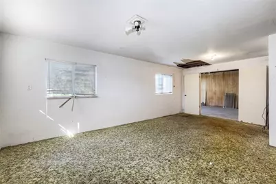 9377 Crest, Spring Valley, CA 91977 - Photo 15