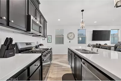 29397 Cosgrove Street, Winchester, CA 92596 - Photo 9