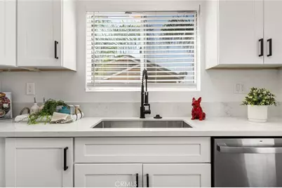 1122 Mirada, Perris, CA 92571 - Photo 3