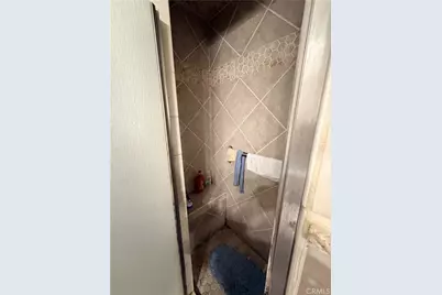 717 E Santa Rita, Compton, CA 90220 - Photo 11