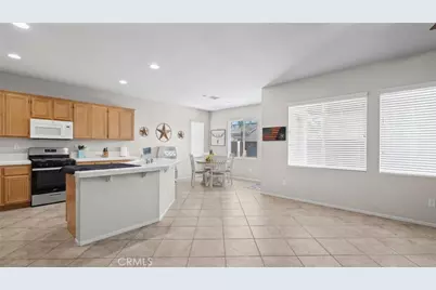 29128 Blue Spruce, Menifee, CA 92584 - Photo 9
