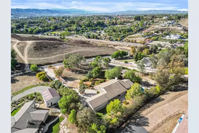 43130 John Warner, Temecula, CA 92592 - Photo 27