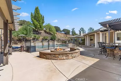 38580 Celine Cove, Murrieta, CA 92562 - Photo 41