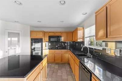 29351 Deerfield Circle, Murrieta, CA 92563 - Photo 3