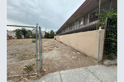 663 W 6th Street, San Bernardino, CA 92410 - Photo 1