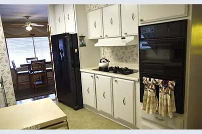 880 N Lake Street #56, Hemet, CA 92544 - Photo 7