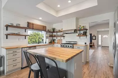30423 Shoreline Drive, Menifee, CA 92584 - Photo 9