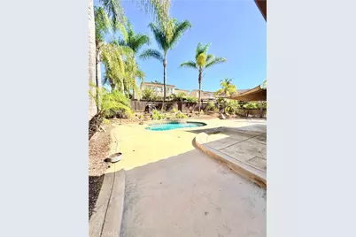 335 Plaza Toluca, Chula Vista, CA 91914 - Photo 9