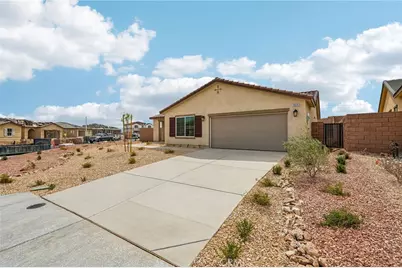 10635 Sea Venture Way, Victorville, CA 92392 - Photo 3