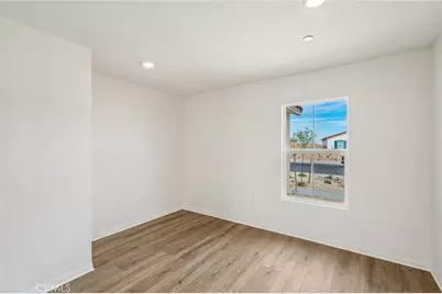 10635 Sea Venture Way, Victorville, CA 92392 - Photo 11