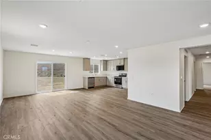 10635 Sea Venture Wy, Victorville, CA 92392 - Photo 7
