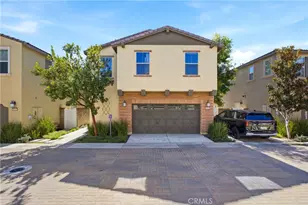 30425 Village Knoll Dr, Menifee, CA 92584 - Photo 1